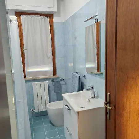 Umbria Tuoro Туоро-суль-Тразимено